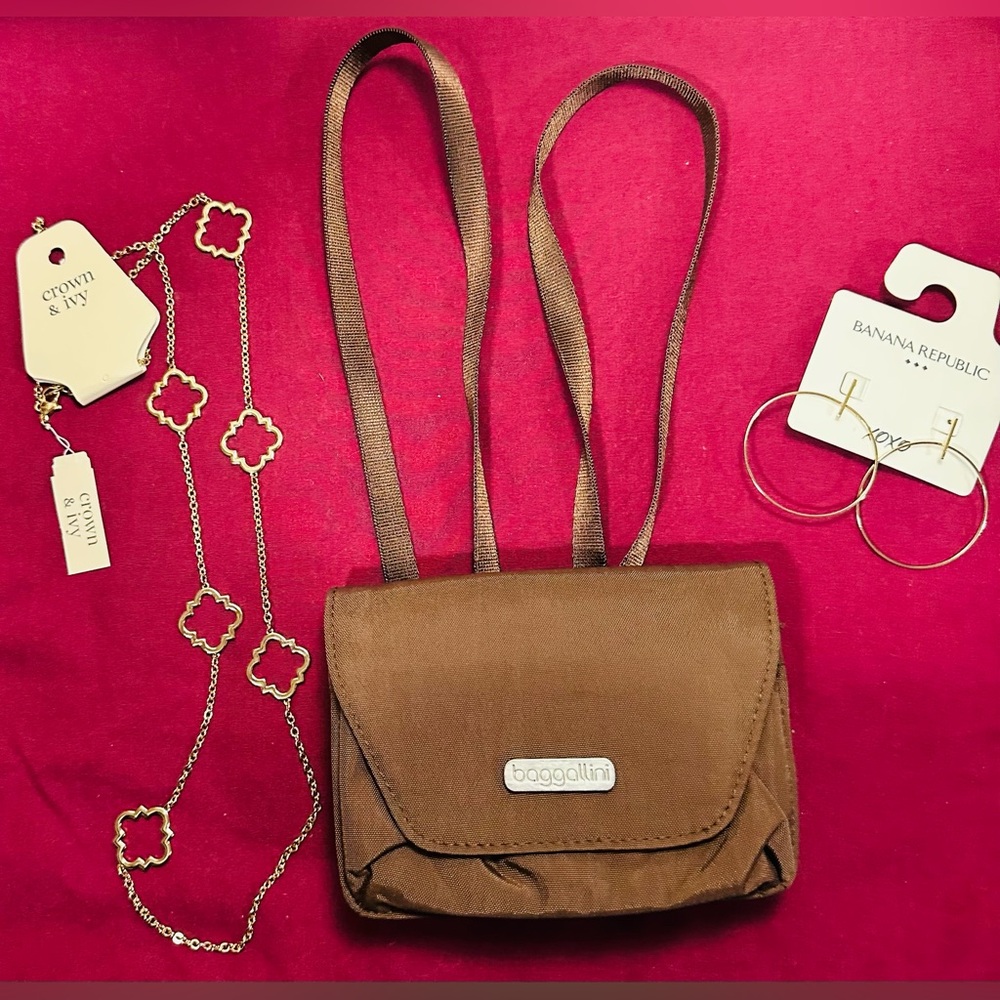 Gift Set ~ Brown Purse, Gold Tone Necklace, Gold Tone Earrings